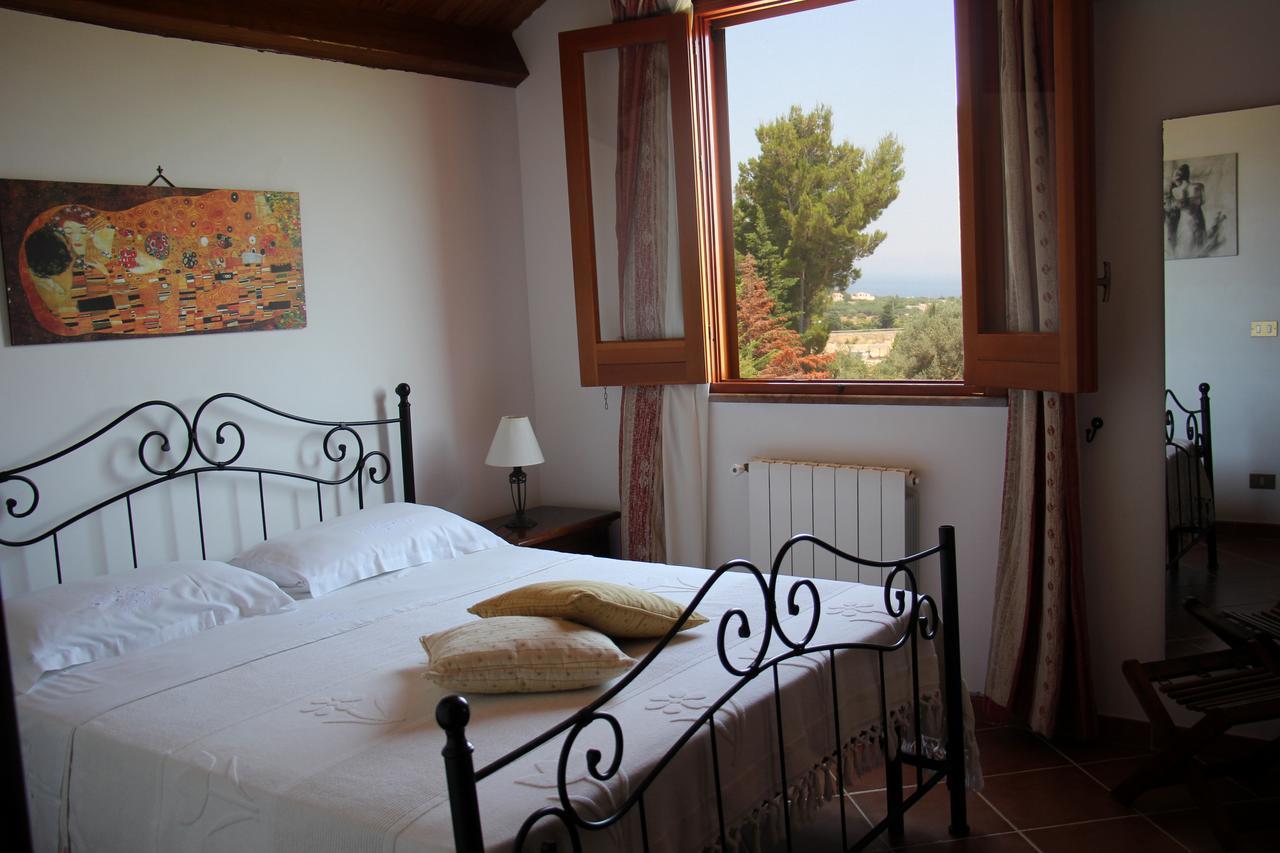 Uliveto House Bed and Breakfast Castellammare del Golfo Buitenkant foto